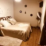 度假居 卡特拉度假屋 *